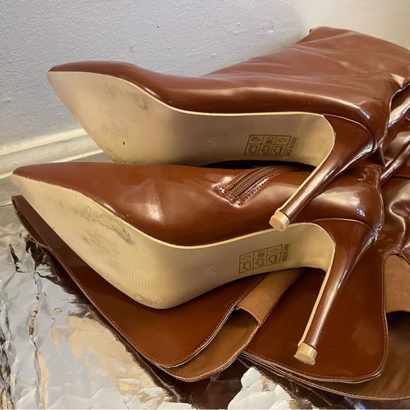 8 1/2 Over the knee stiletto boots - Picture 2 of 4